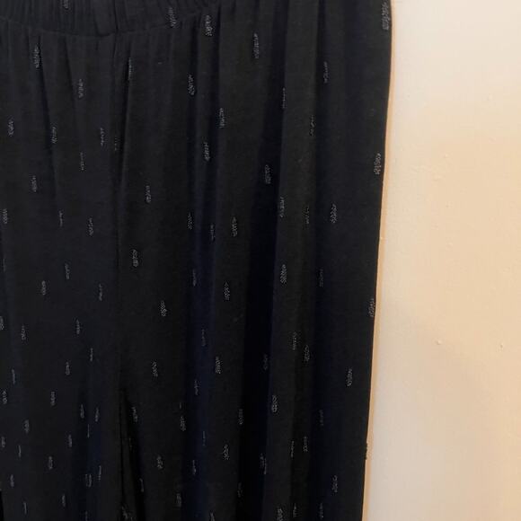 $11SALE!!! Chicos Travelers Wide Leg Black Beaded Stretch Dress Pants - Picture 4 of 6